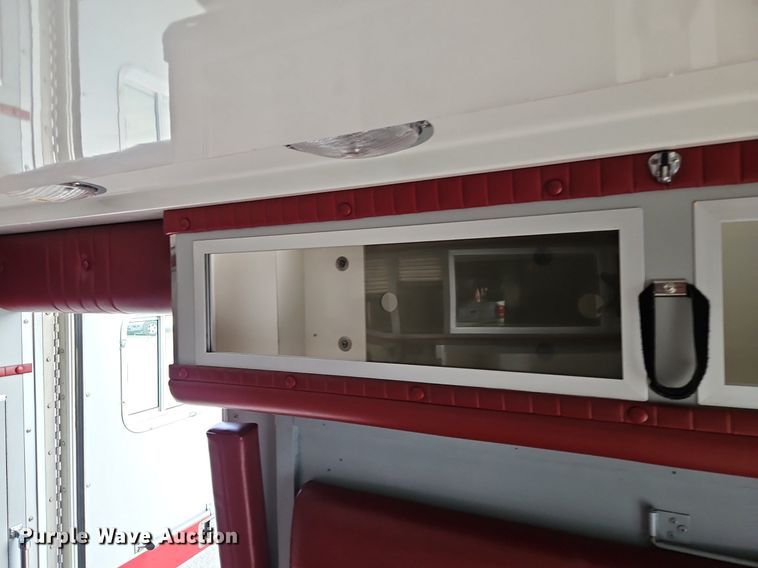 image for item DP2448 1991 Ford F350 XL  ambulance