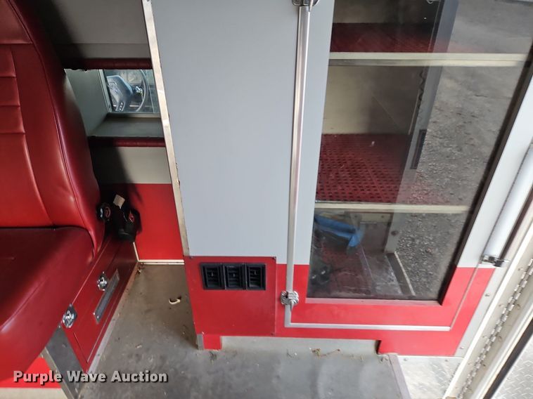 image for item DP2448 1991 Ford F350 XL  ambulance