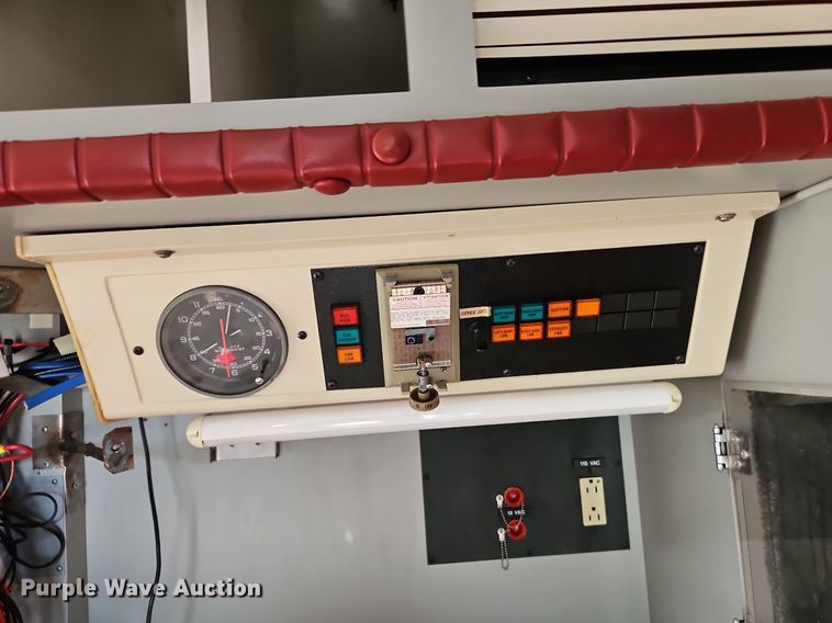 image for item DP2448 1991 Ford F350 XL  ambulance