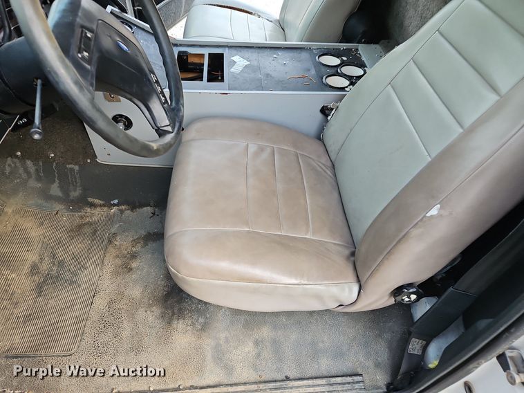 image for item DP2448 1991 Ford F350 XL  ambulance