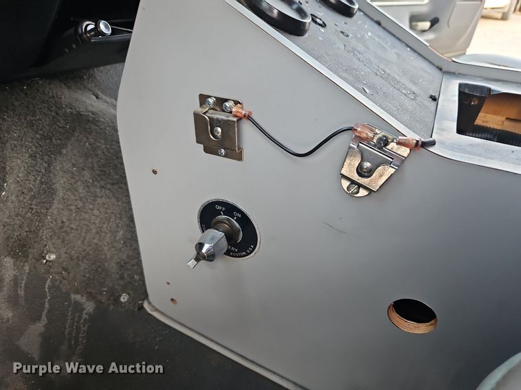 image for item DP2448 1991 Ford F350 XL  ambulance