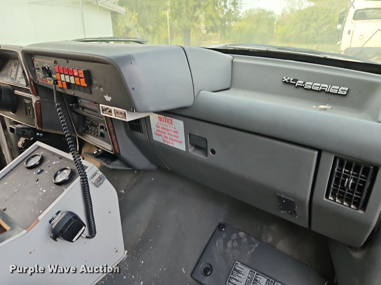 image for item DP2448 1991 Ford F350 XL  ambulance
