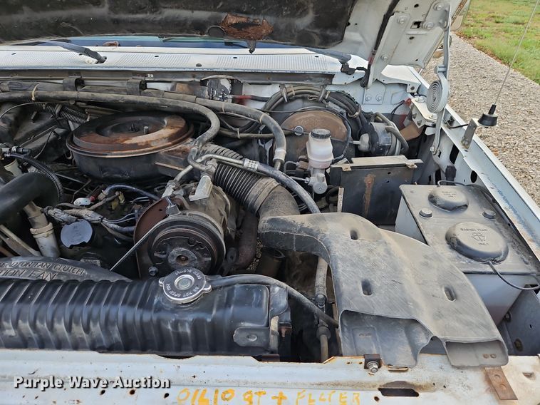 image for item DP2448 1991 Ford F350 XL  ambulance