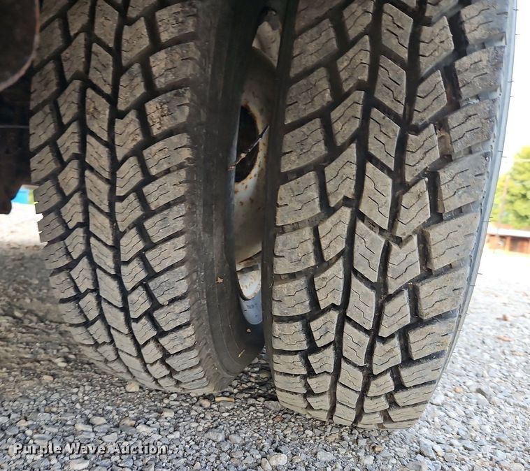 image for item DP2448 1991 Ford F350 XL  ambulance