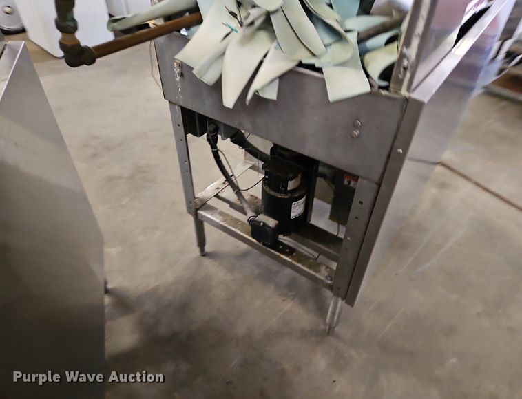 image for item DP2467 Restaurant equipment