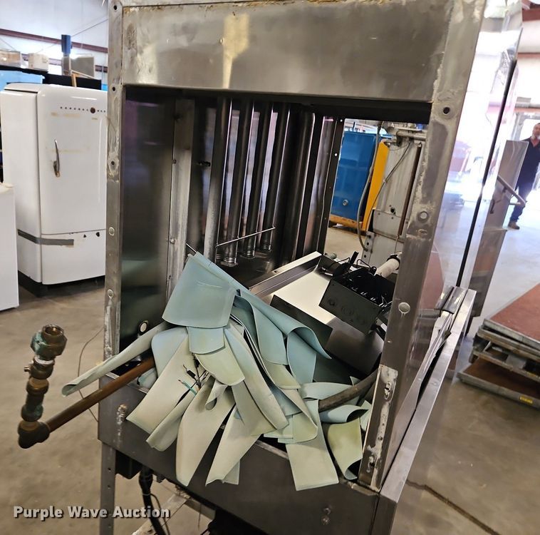 image for item DP2467 Restaurant equipment