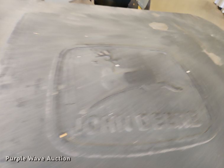 image for item DP2472 John Deere  leaf vacuum