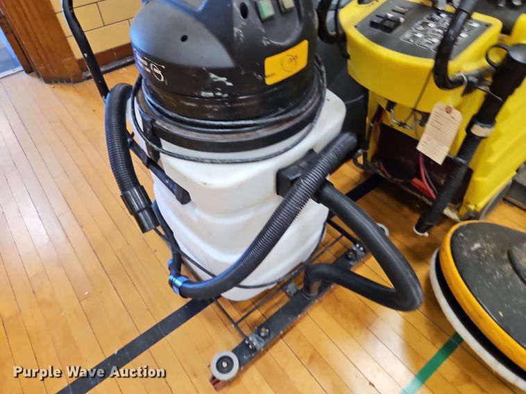 image for item DP2520 Floor cleaning equipment