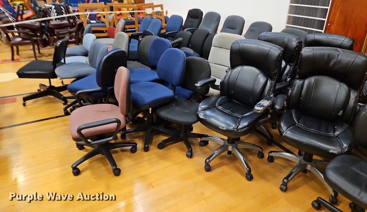 image for item DP2524 Approximately 38 office chairs