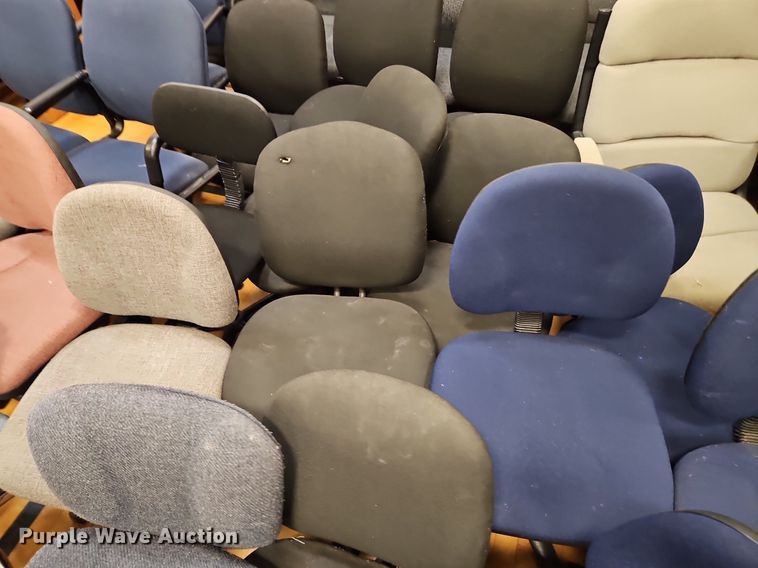 image for item DP2524 Approximately 38 office chairs