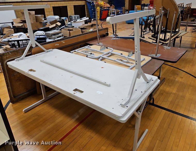 image for item DP2526 Approximately 20 tables