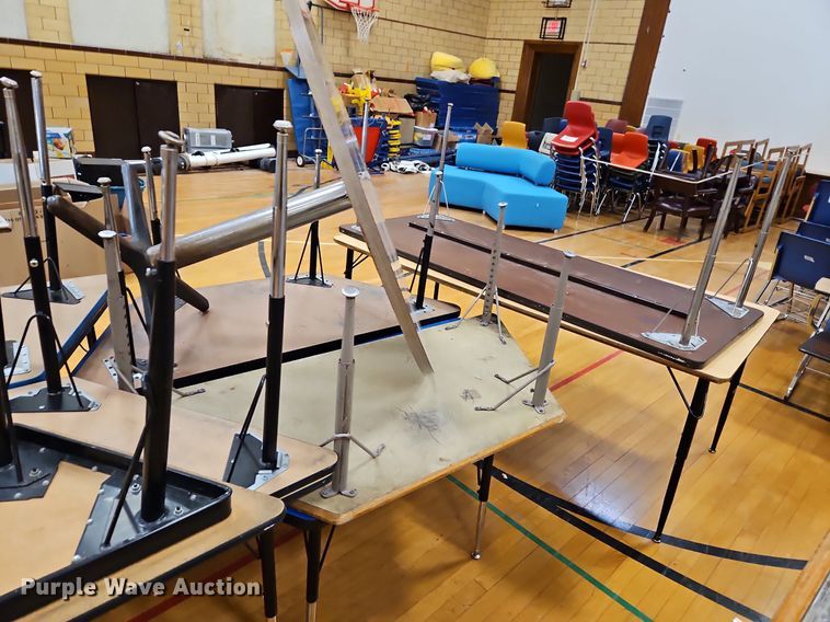 image for item DP2526 Approximately 20 tables