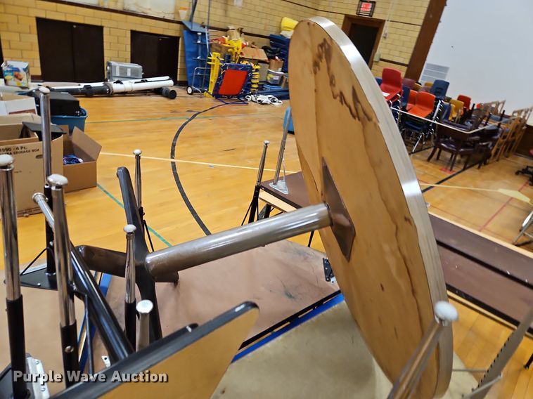 image for item DP2526 Approximately 20 tables