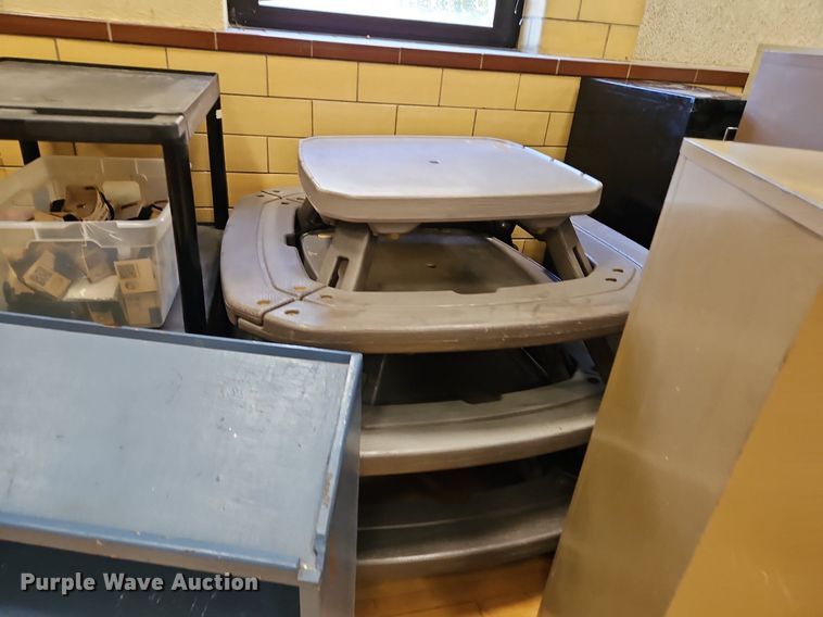 image for item DP2528 Filing cabinets