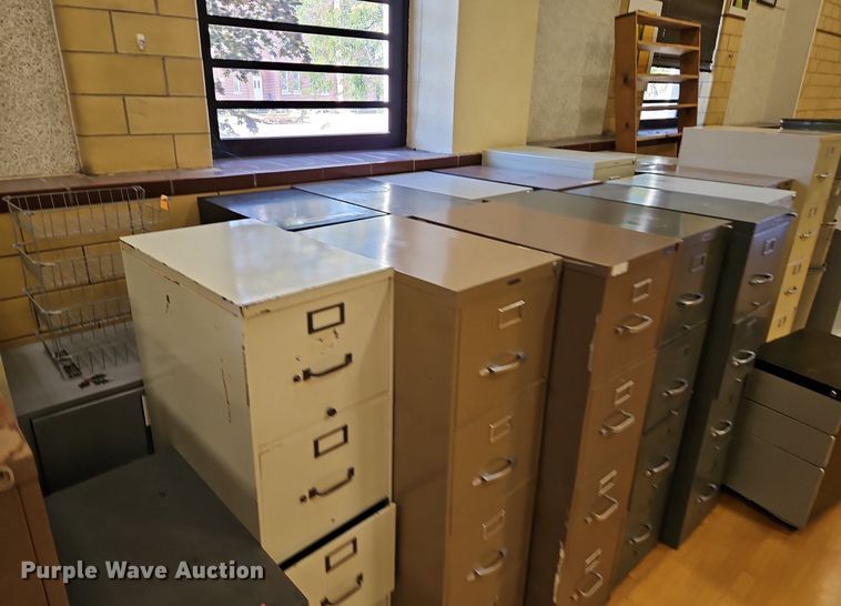 image for item DP2528 Filing cabinets