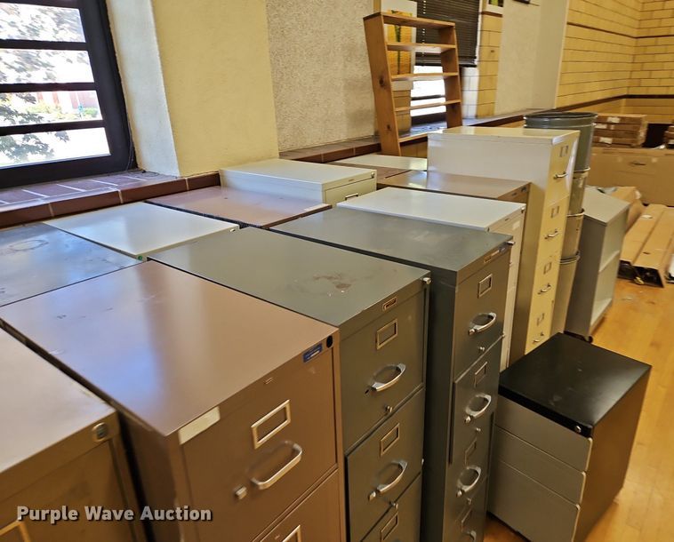 image for item DP2528 Filing cabinets