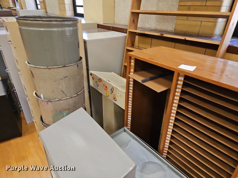 image for item DP2528 Filing cabinets