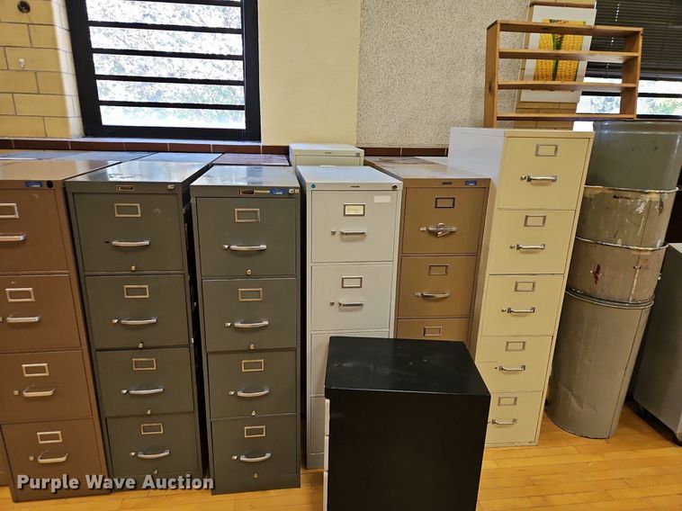 image for item DP2528 Filing cabinets