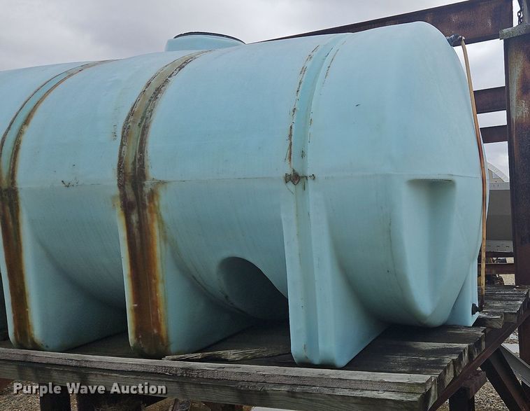 image for item DP6166 Poly tank