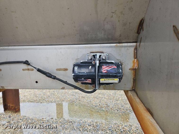 image for item DP6167 Western Striker  spreader