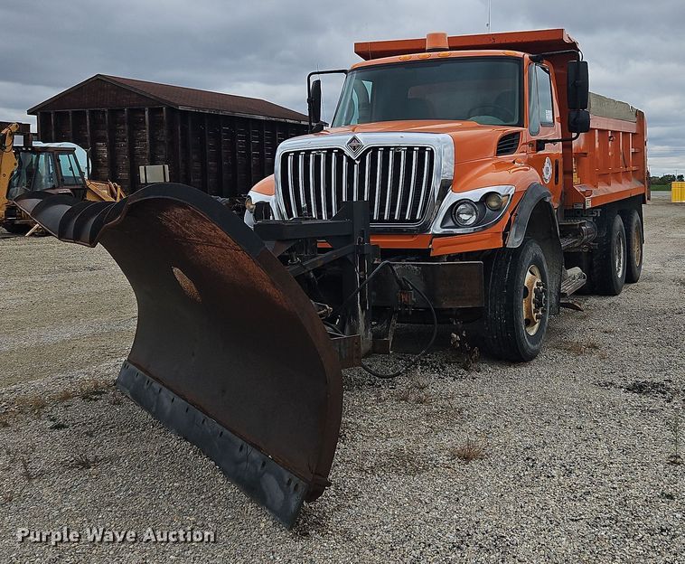 image for item DP6168 2008 International WorkStar 7600  dump truck