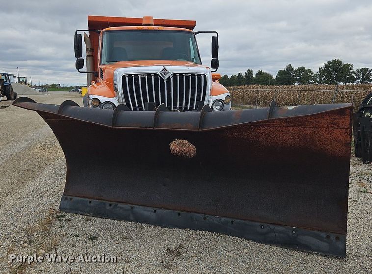 image for item DP6168 2008 International WorkStar 7600  dump truck