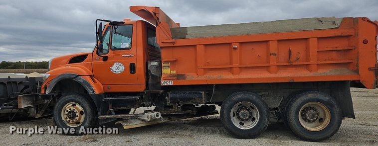 image for item DP6168 2008 International WorkStar 7600  dump truck