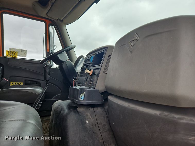 image for item DP6168 2008 International WorkStar 7600  dump truck