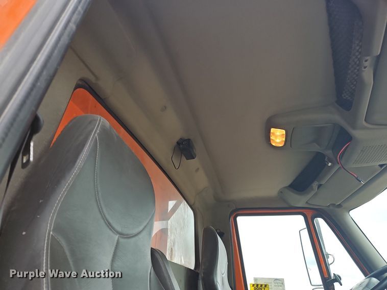 image for item DP6168 2008 International WorkStar 7600  dump truck