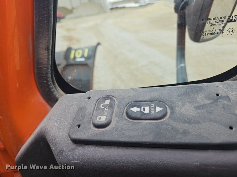 image for item DP6168 2008 International WorkStar 7600  dump truck