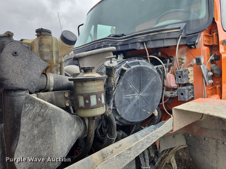 image for item DP6168 2008 International WorkStar 7600  dump truck