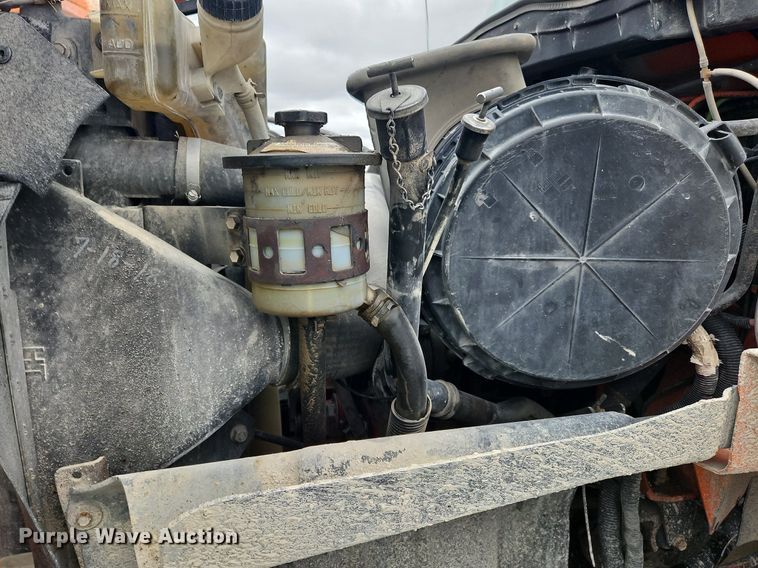 image for item DP6168 2008 International WorkStar 7600  dump truck