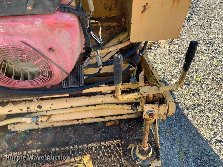 image for item DP8673 1975 Puckett T450  paver