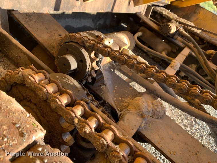 image for item DP8673 1975 Puckett T450  paver