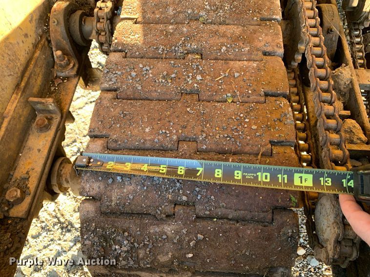 image for item DP8673 1975 Puckett T450  paver