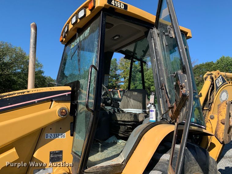 image for item DP8676 2002 Caterpillar 416D  backhoe