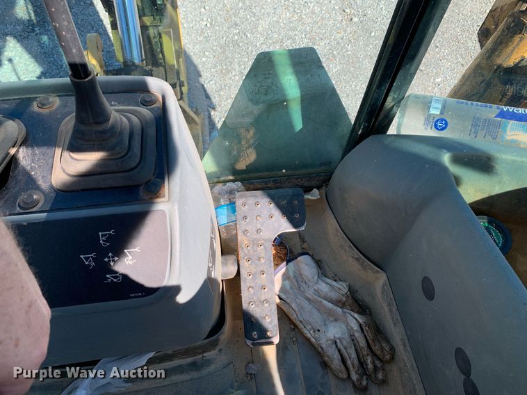 image for item DP8676 2002 Caterpillar 416D  backhoe