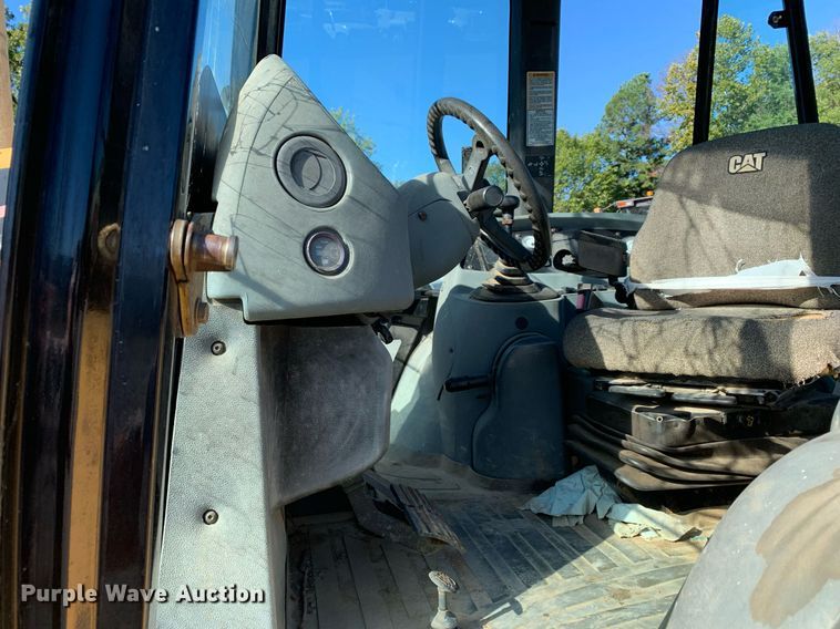 image for item DP8676 2002 Caterpillar 416D  backhoe