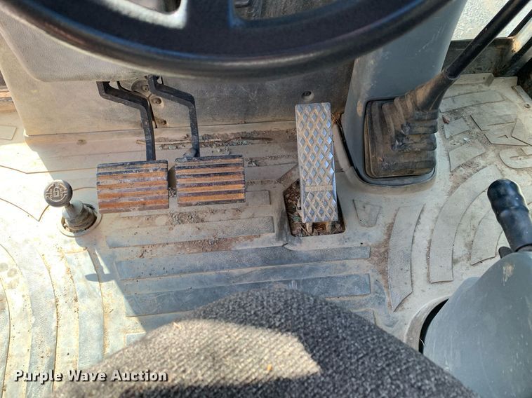 image for item DP8676 2002 Caterpillar 416D  backhoe