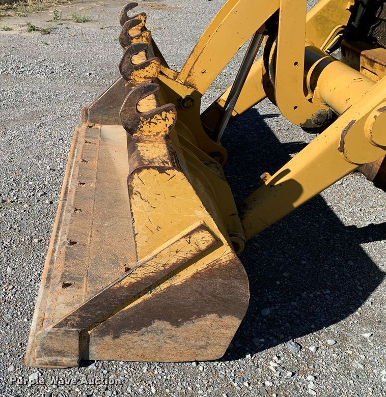 image for item DP8676 2002 Caterpillar 416D  backhoe