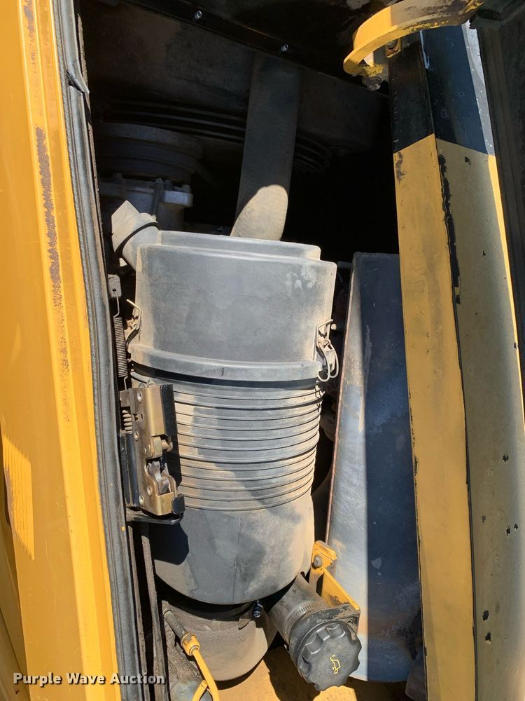 image for item DP8676 2002 Caterpillar 416D  backhoe