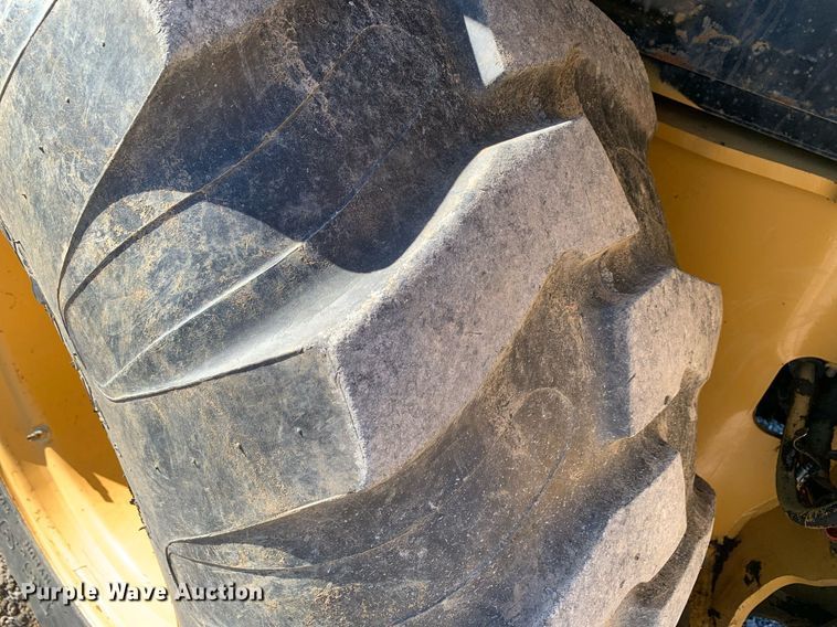 image for item DP8676 2002 Caterpillar 416D  backhoe