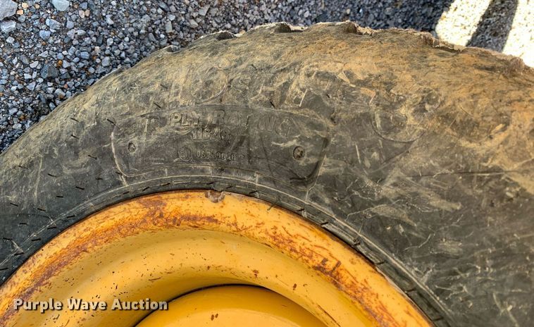 image for item DP8676 2002 Caterpillar 416D  backhoe