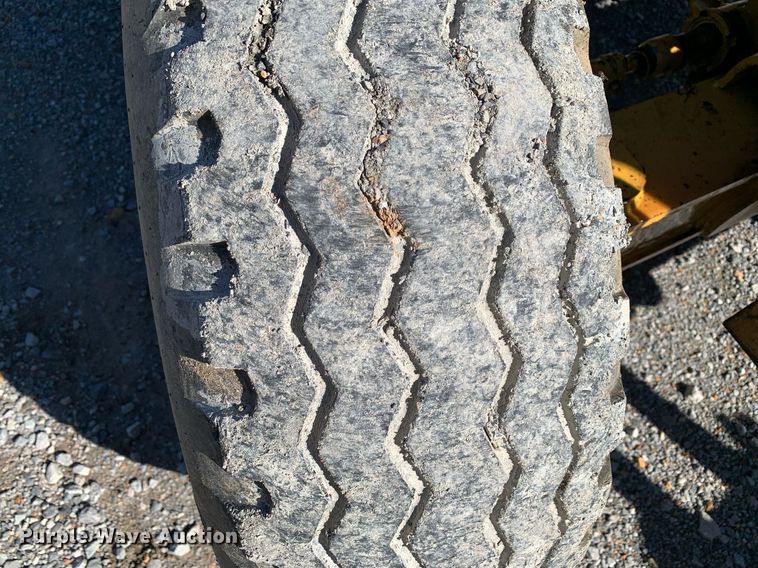 image for item DP8676 2002 Caterpillar 416D  backhoe