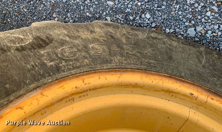 image for item DP8676 2002 Caterpillar 416D  backhoe