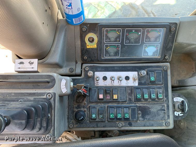 image for item DP8677 2006 Case 865  motor grader