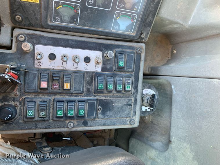 image for item DP8677 2006 Case 865  motor grader