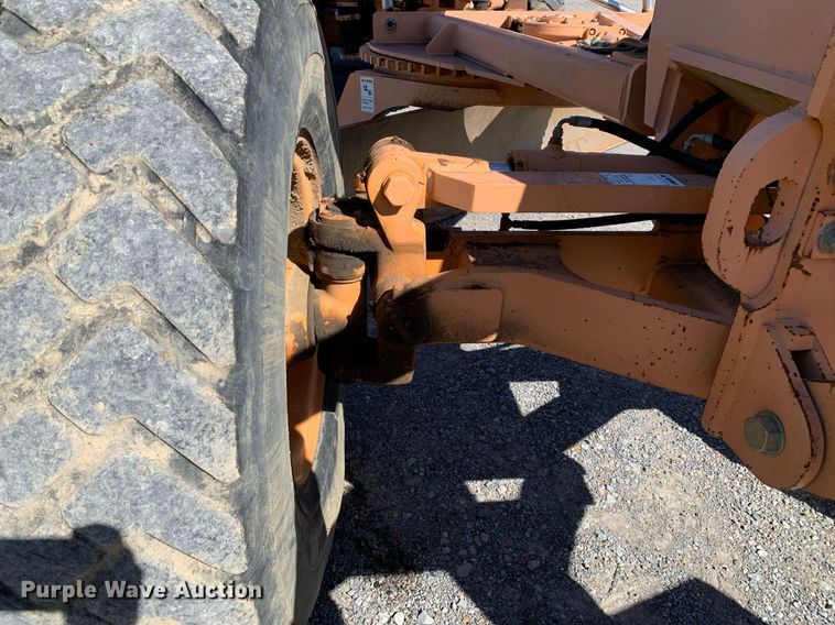 image for item DP8677 2006 Case 865  motor grader