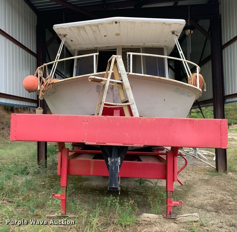 image for item DP8696 1971 River Queen Riverque 43  boat