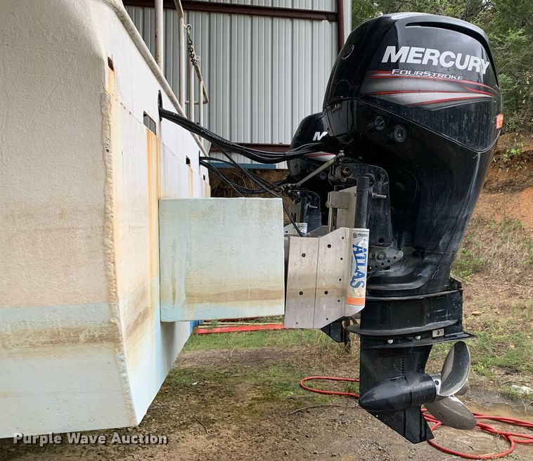 image for item DP8696 1971 River Queen Riverque 43  boat